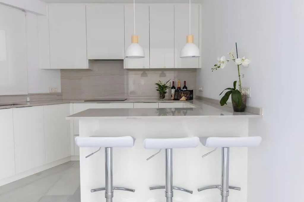 Polo Apartaments 5E Jacaranda Marbella Apartment