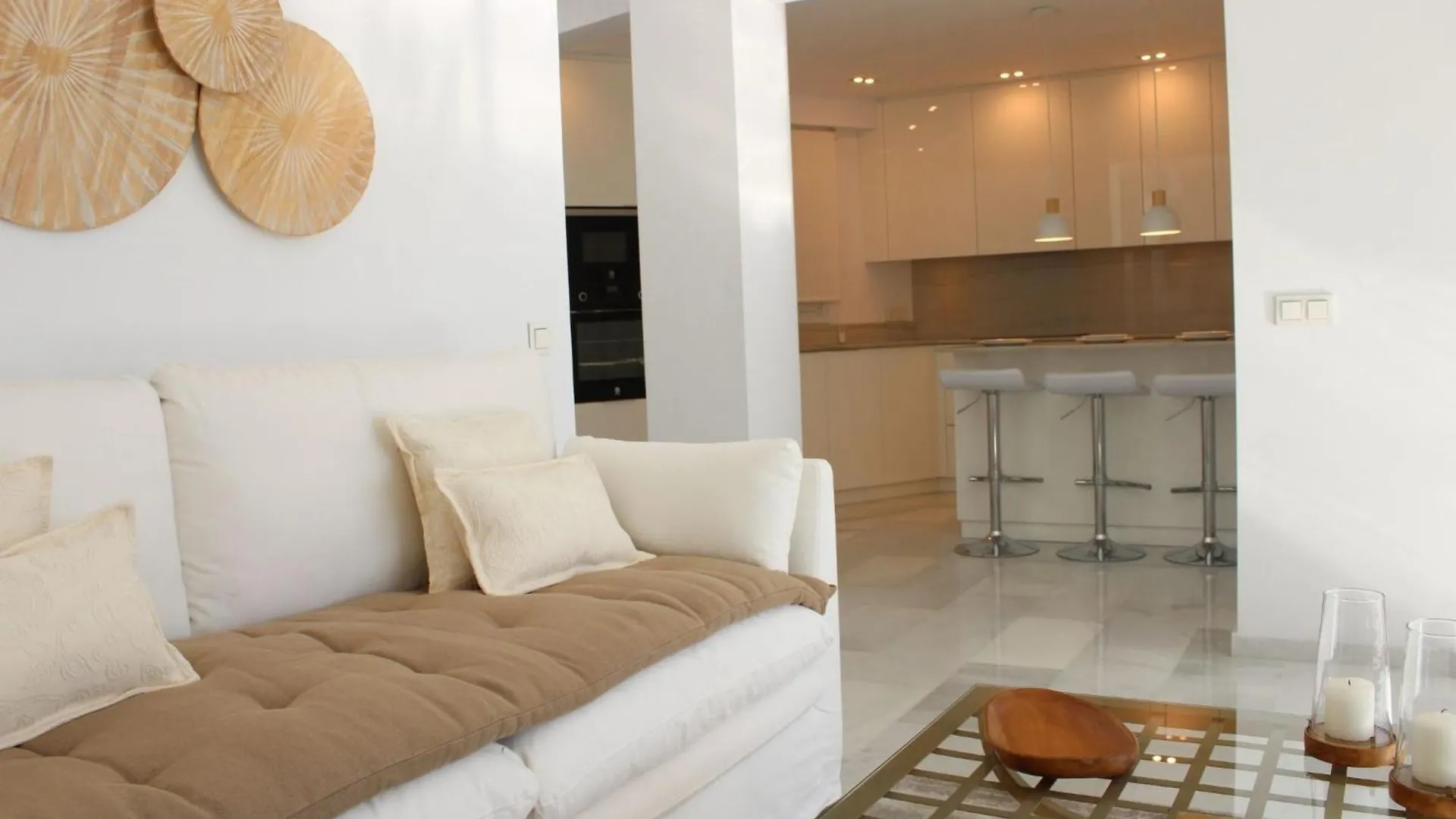Polo Apartaments 5E Jacaranda Marbella 0*,  Spain